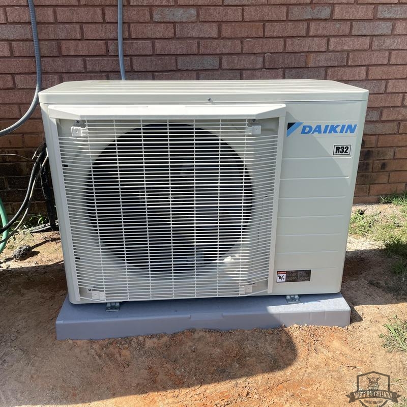 Air conditioning units